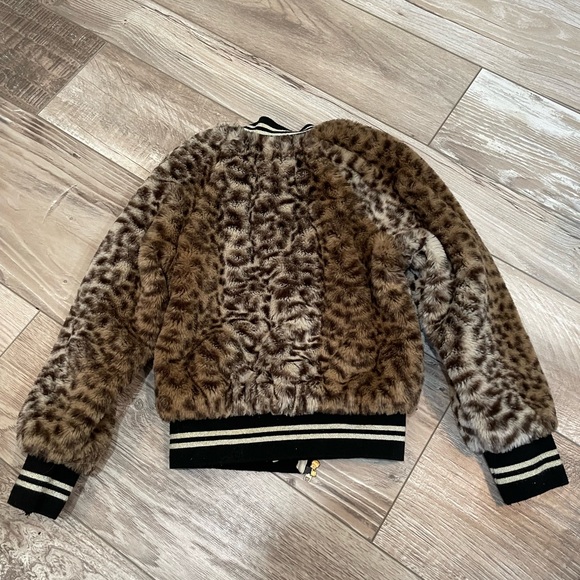 EUC animal print faux fur jacket - Picture 2 of 4